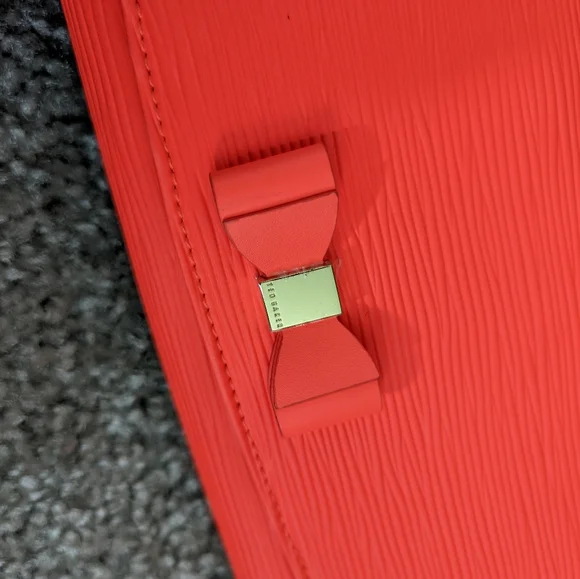 Ted Baker Bow Detail Crossbody Matinee Purse Neon Orange NEW WITH TAGS - Picture 2 of 9